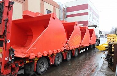 Professional shipped a batch of LHD buckets to Australia